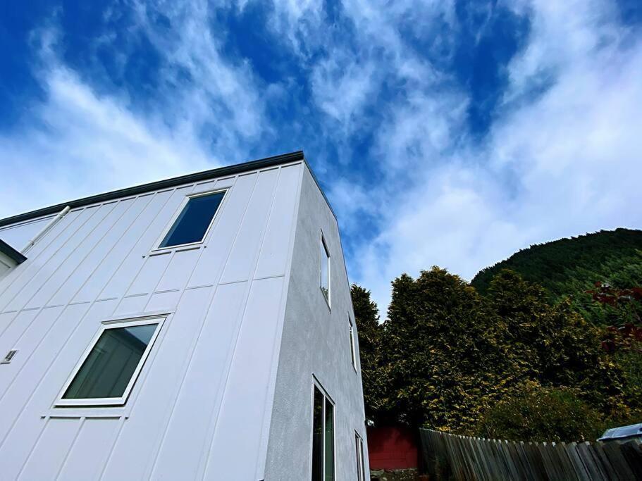 Ferienwohnung Hideaway Rima - In The Cbd Queenstown Exterior foto