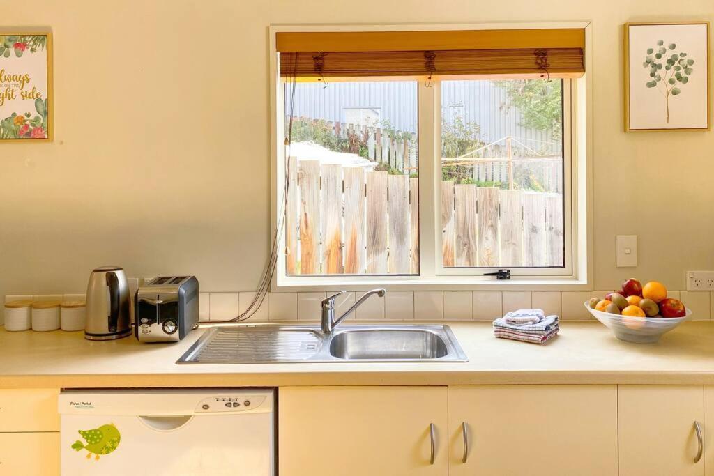 Ferienwohnung Hideaway Rima - In The Cbd Queenstown Exterior foto