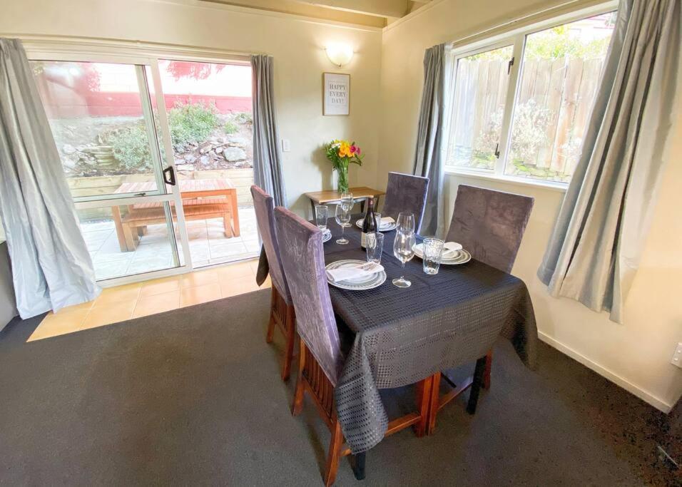 Ferienwohnung Hideaway Rima - In The Cbd Queenstown Exterior foto